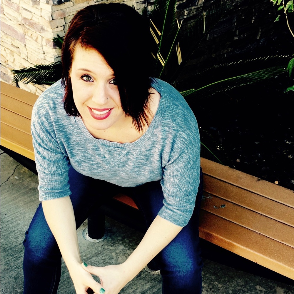 Meet your Posher, Whitney